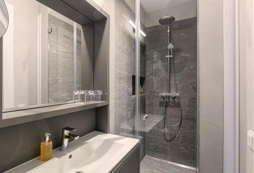 اتاق سوپریور با چشم‌انداز کوهستان, Villa Rein Boutique