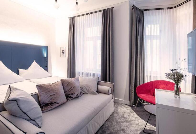 اتاق سوپریور با چشم‌انداز کوهستان, Villa Rein Boutique
