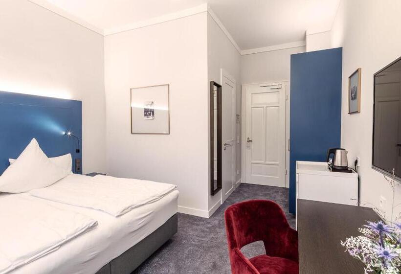 اتاق سوپریور با بالکن, Villa Rein Boutique