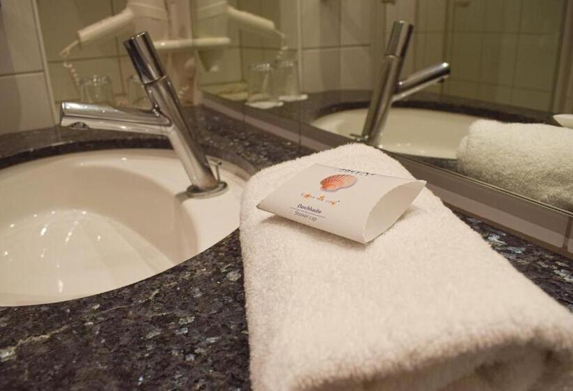سوییت جونیور, Akzent Hotel Jonathan