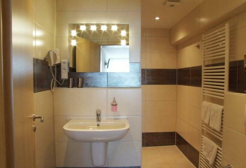 اتاق استاندارد, Boutique Hotel Wolfsburg