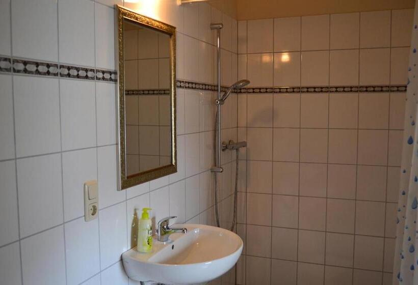 1 Bedroom Apartment, Brauhaus Weyhausen