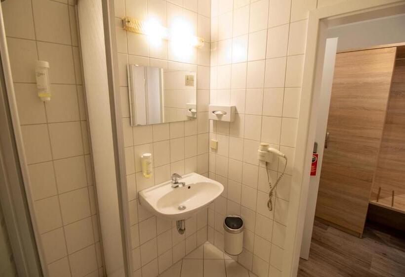 Standard Single Room, Fallersleber Spieker