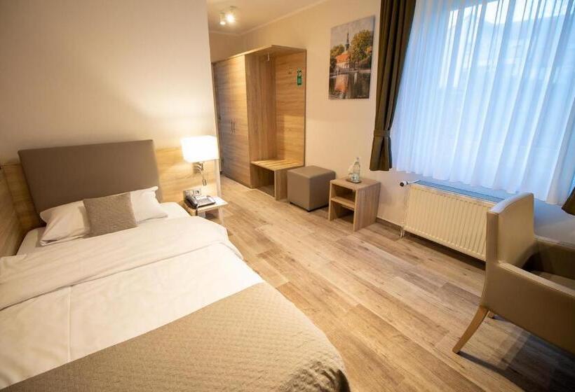 Standard Single Room, Fallersleber Spieker