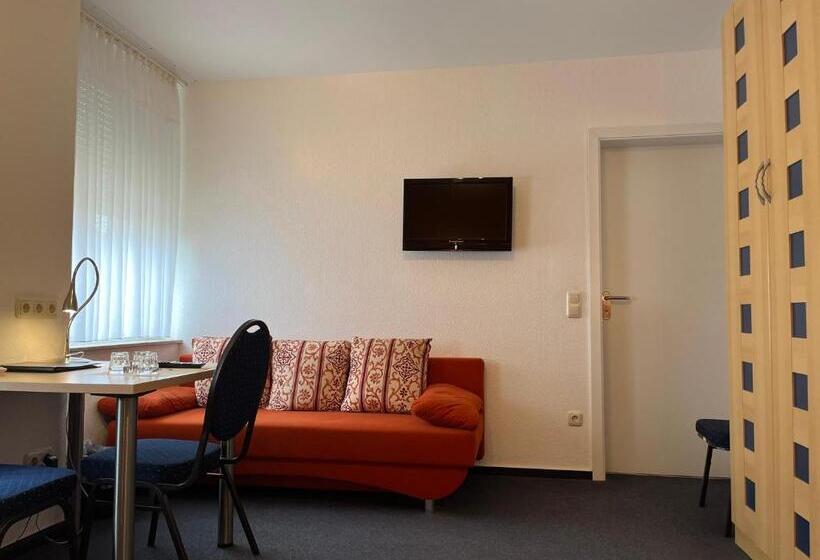 اتاق استاندارد سه نفره, Kaufhold   Haus Der Handweberei