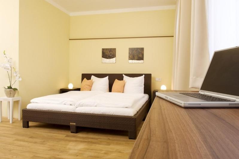 استودیوی استاندارد, Guesthouse Heidelberg