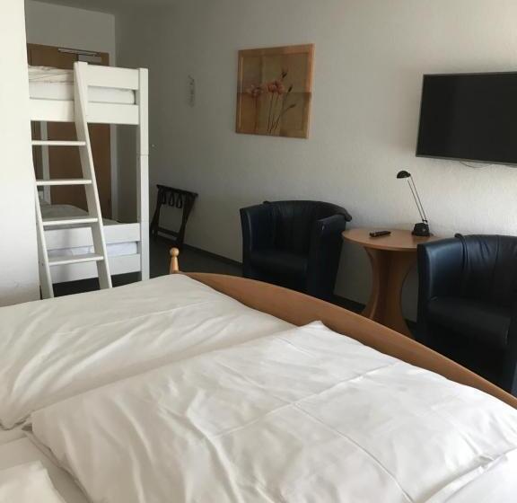اتاق استاندارد چهار تخته, Rixbecker Alpen   Hotel Koch