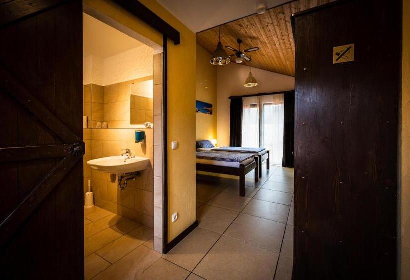 اتاق استاندارد, Roadcamp   American Motel & Sportsbar