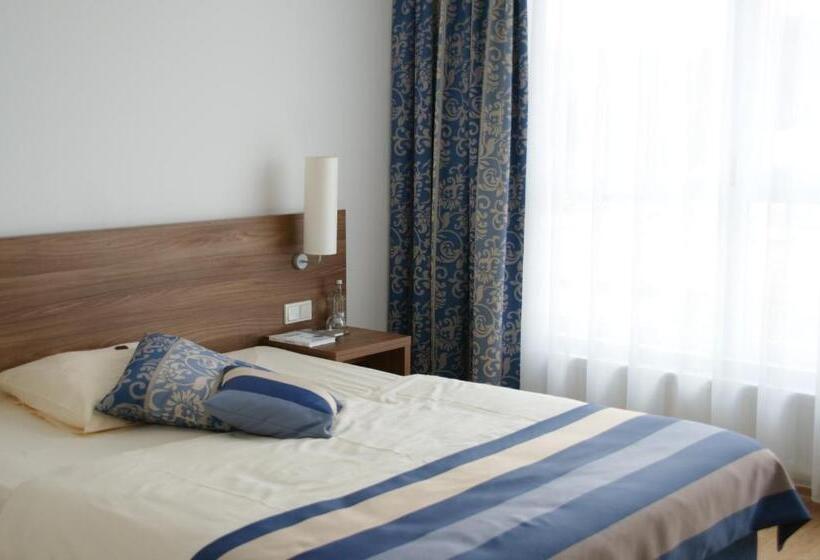 اتاق استاندارد یک نفره, Zar Hotel Vitalis