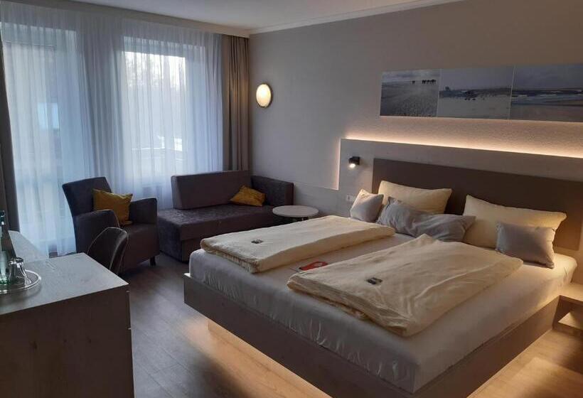带阳台的高级房间, Apart Hotel Norden