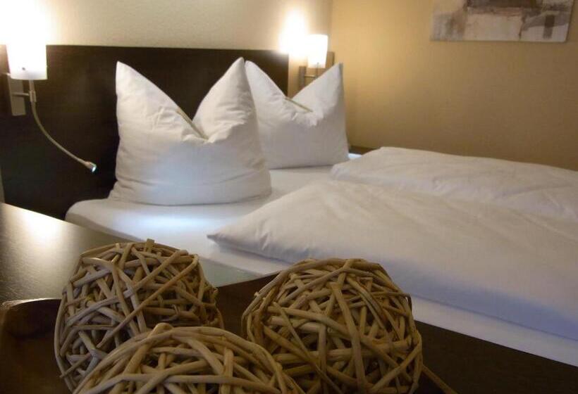 استودیوی استاندارد, Apartmenthotel Quartier M