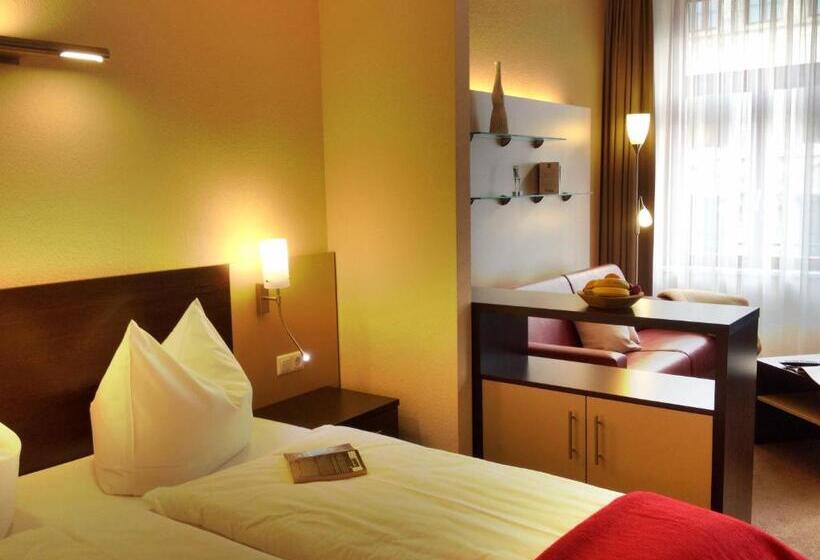استودیوی استاندارد, Apartmenthotel Quartier M