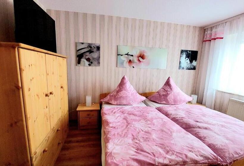 2 Bedroom Apartment, Pension Haus Germania