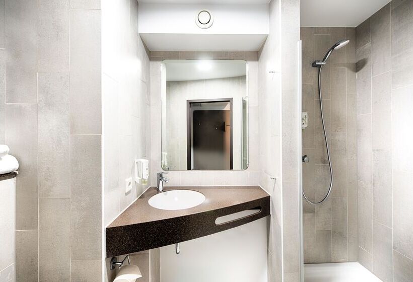 اتاق استاندارد, B&b Hotel Bielefeld Ost