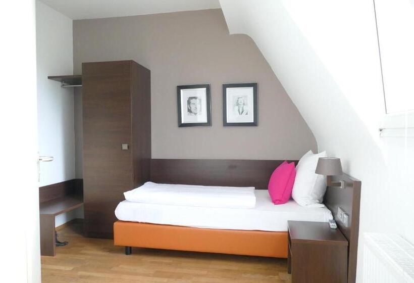 Comfort Single Room, Das Steeps Ihr Brauhaus Und