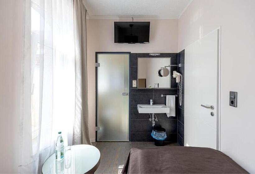 Standard Single Room, Garni  Am Domplatz