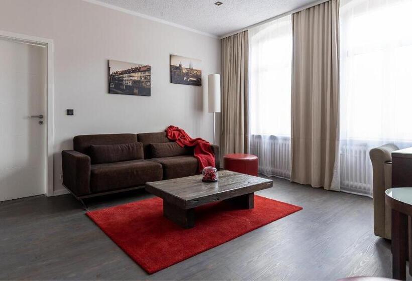 Apartamento 2 Dormitorios, Garni  Am Domplatz