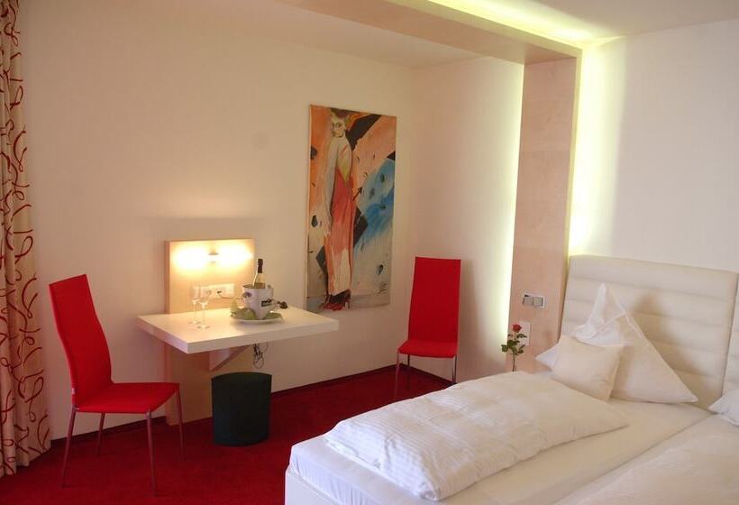 سوئیت جونیور با چشم‌انداز باغ, Mintrops Land Hotel Burgaltendorf