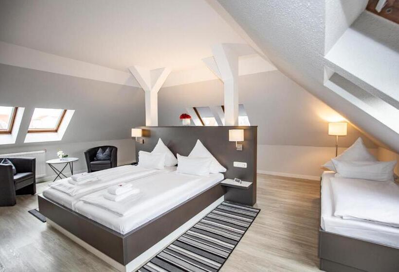 اتاق کلاسیک, Zur Mühle