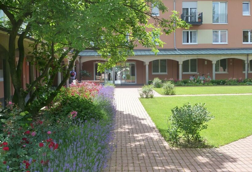 Standard Single Room, Klostergarten