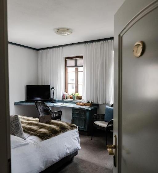 اتاق استاندارد یک نفره, Sommers Hotel Altes Posteck
