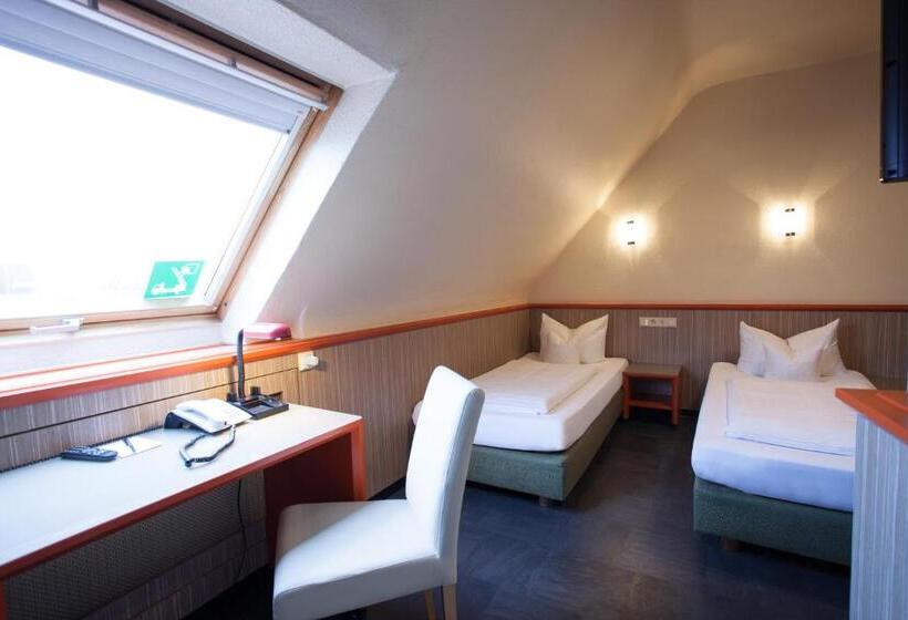 اتاق استاندارد یک نفره, Trip Inn Hotel Ariane