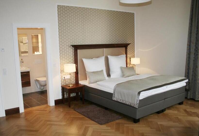 اتاق استاندارد, Villa Altenburg
