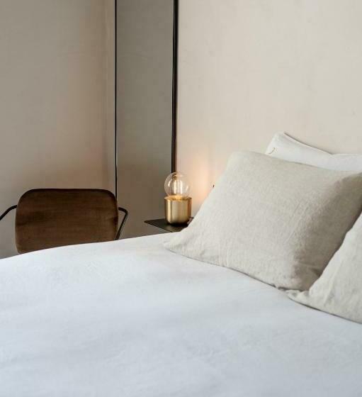 اتاق استاندارد با تخت بزرگ, B Guest Sleep & Retreat