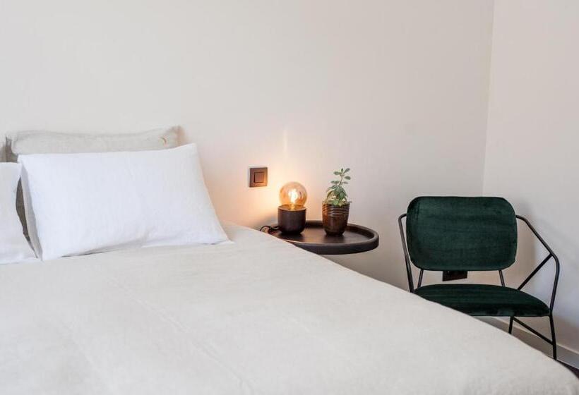 اتاق لوکس, B Guest Sleep & Retreat