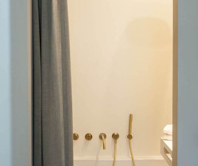 اتاق لوکس, B Guest Sleep & Retreat