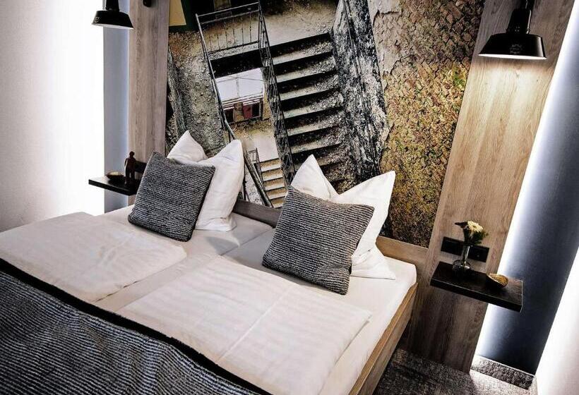 اتاق استاندارد, Alexxanders Hotel & Boardinghouse, Restaurant