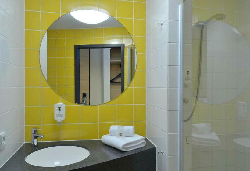 اتاق خانوادگی, B&b Hotel Stuttgart City