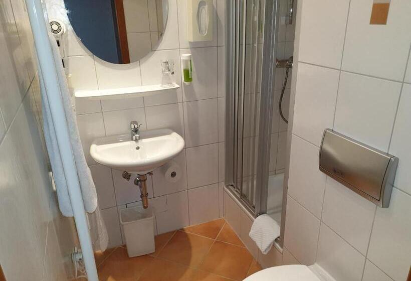 اتاق استاندارد یک نفره, City Hotel Stuttgart