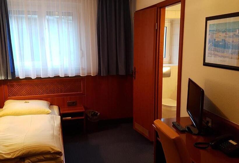 اتاق اکونومی یک تخته, City Hotel Stuttgart