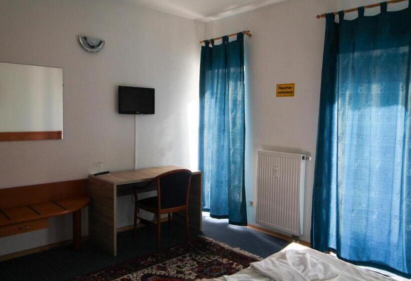 اتاق استاندارد با سرویس بهداشتی مشترک, Ahrberg Viertel