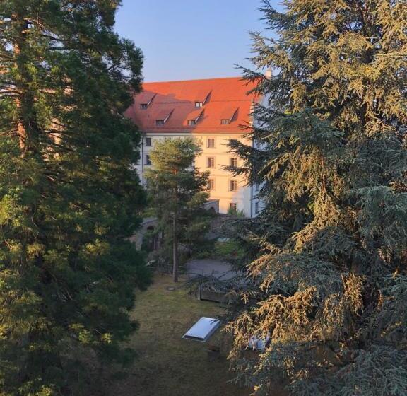 اتاق استاندارد یک نفره, Akademie Der Dioezese Weingarten