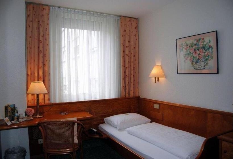 اتاق استاندارد یک نفره, Kurpfalzstuben