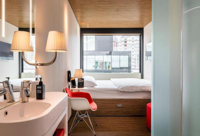 Standardzimmer Kingsize Bett, Citizenm Rotterdam