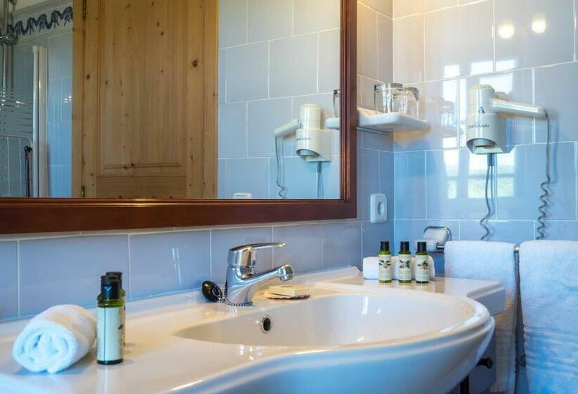 سوییت دوبلکس, Finca Can Estades