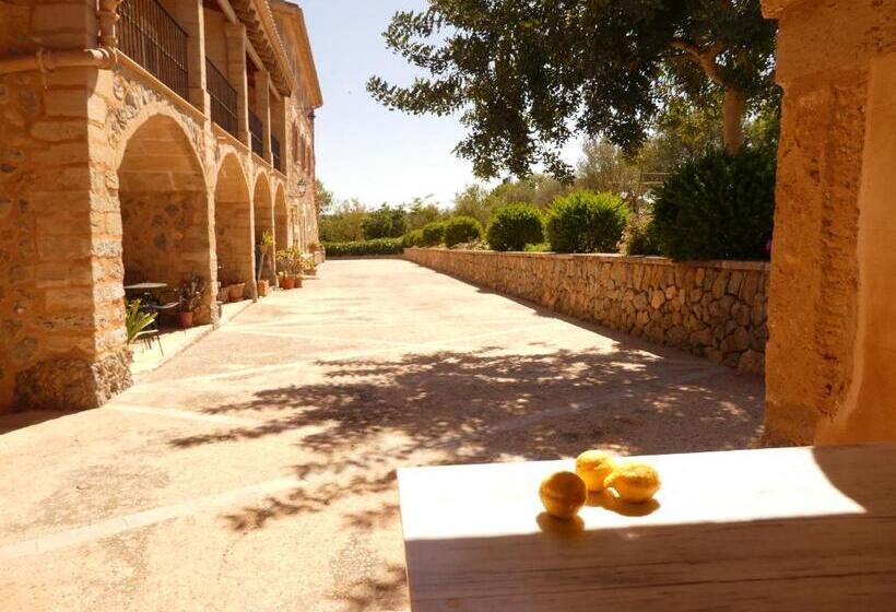سوییت, Finca Can Estades