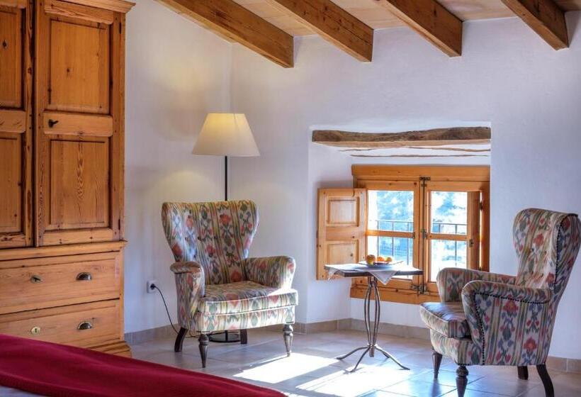 سوییت جونیور با بالکن, Finca Can Estades