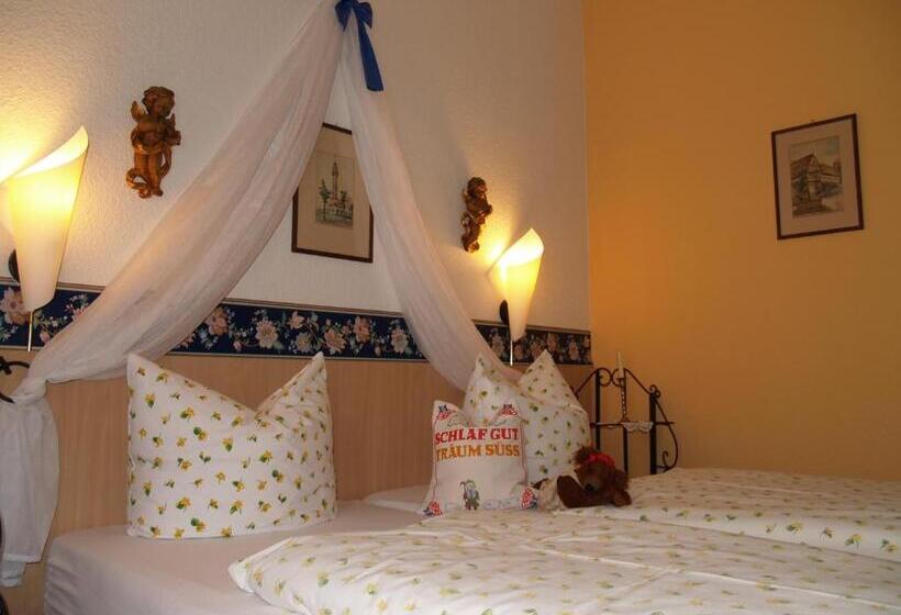 اتاق استاندارد, Goldenes Faß