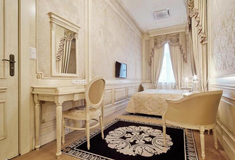 آپارتمان 1 خوابه, Koronny