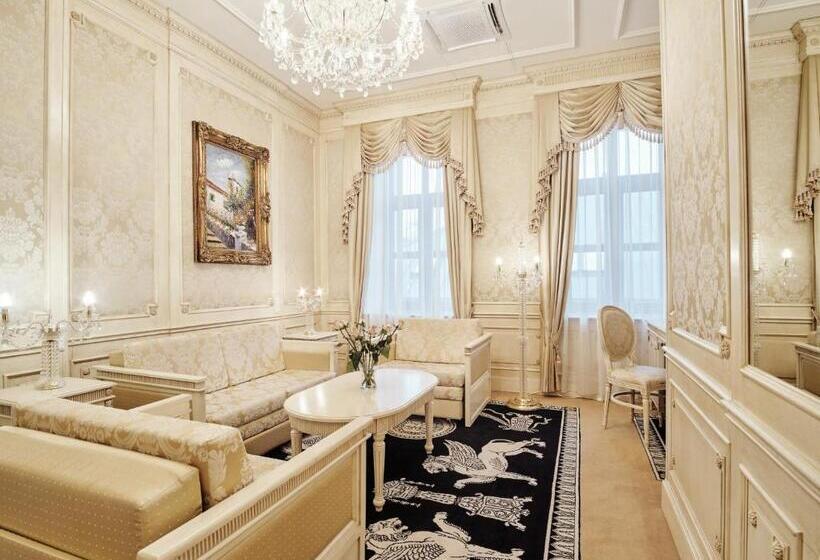 آپارتمان 1 خوابه, Koronny