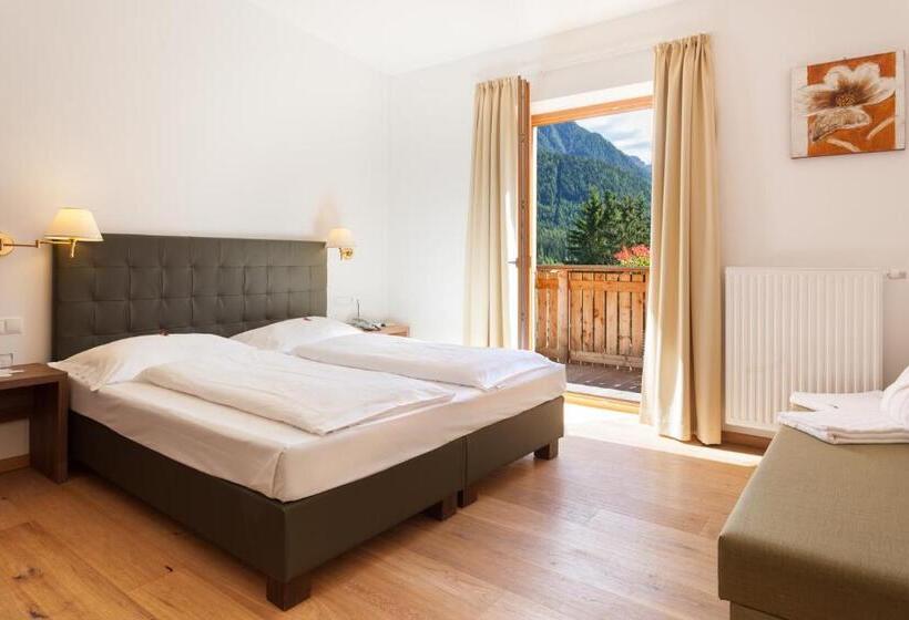 Quarto Estandard Vista Montanha, Sole