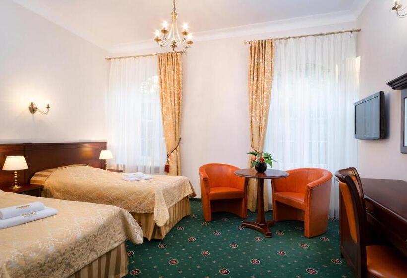 اتاق استاندارد, Royal Hotel Modlin