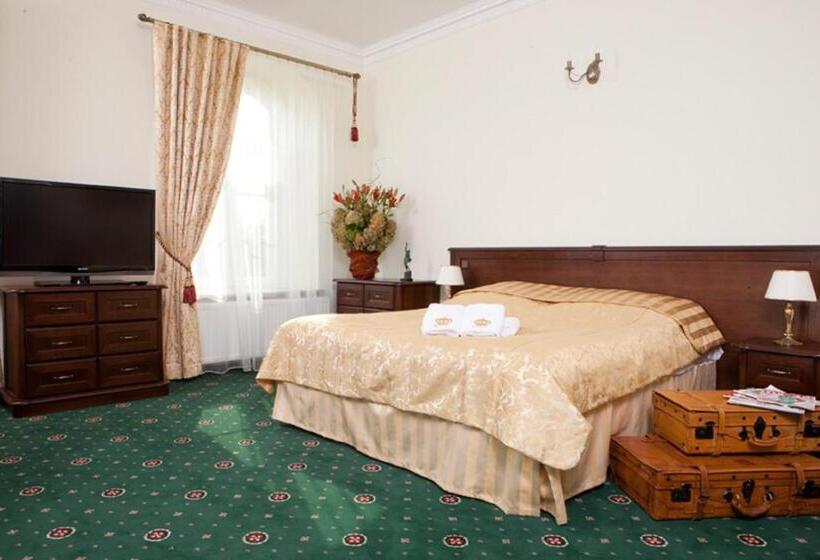 اتاق سوپریور با تخت بزرگ, Royal Hotel Modlin