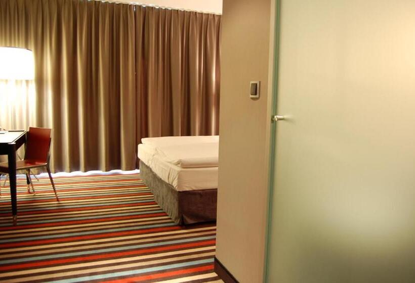 اتاق استاندارد, Silver Hotel & Gokart Center