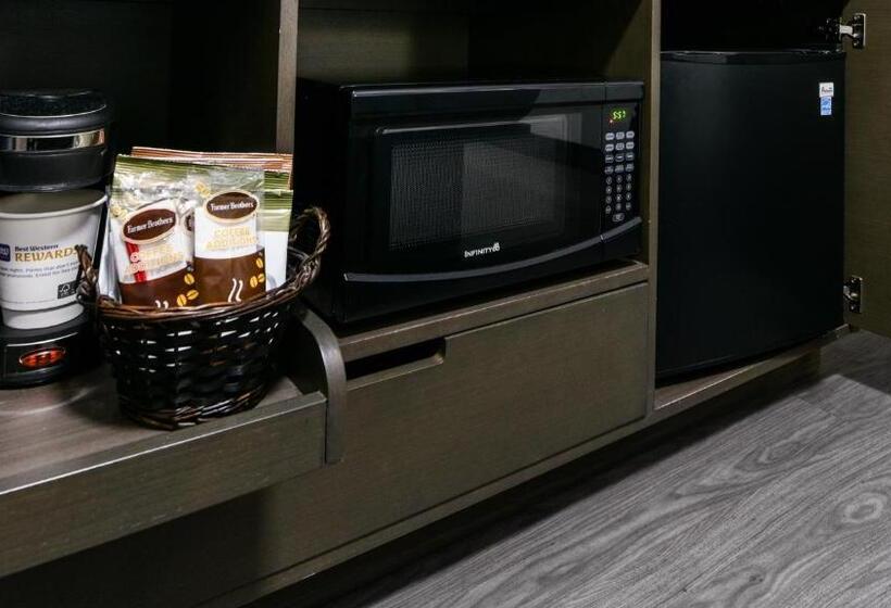 اتاق خانوادگی, Sunset West Hotel, Surestay Collection By Best Western