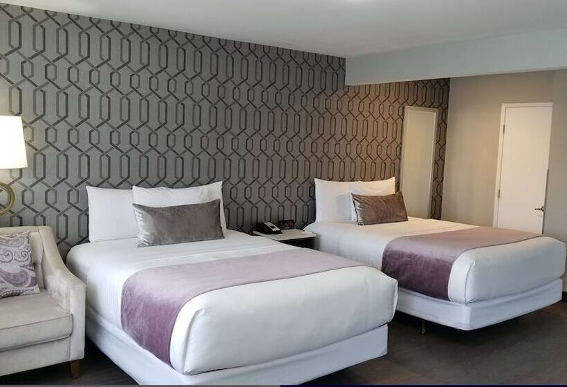 اتاق خانوادگی, Sunset West Hotel, Surestay Collection By Best Western